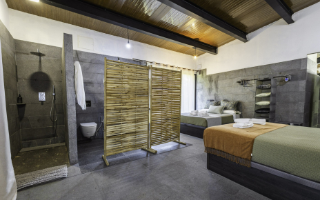 Bedroom 3, also open plan with bamboo screens